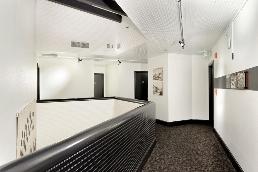 Independence Square 304, Stylish Hotel Room With Downtown Views & Great Location Aspen Exterior photo